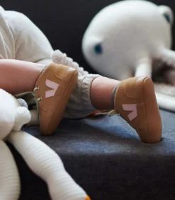 BABY SUEDE DESERT PETALE<VEJA Hot