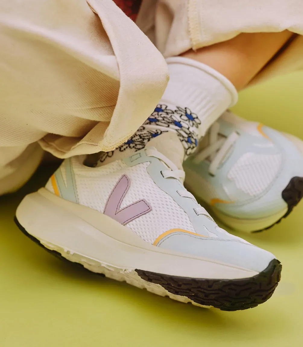 CANARY ELASTIC LACES ALVEOMESH WHITE PARME<VEJA Best