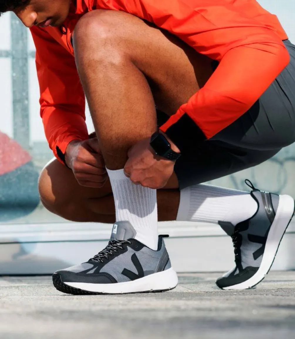 CONDOR 2 ALVEOMESH CONCRETE BLACK<VEJA Hot