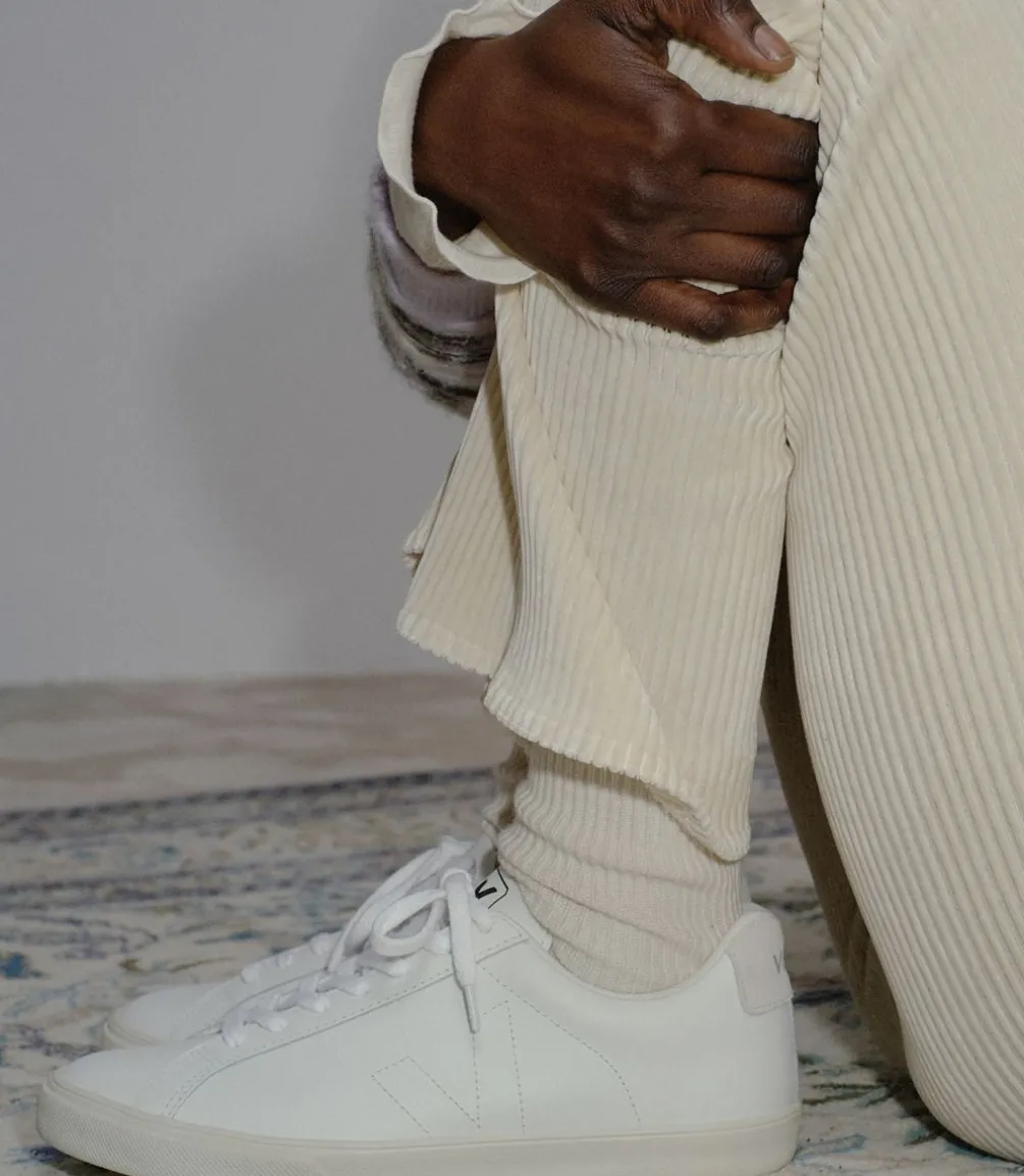 ESPLAR LEATHER WHITE<VEJA New