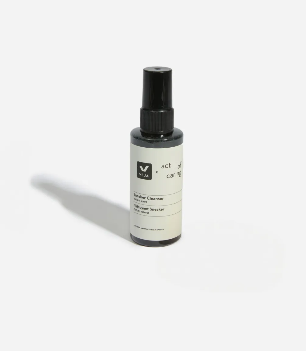 SNEAKER CLEANSER x ACT OF CARING<VEJA Discount