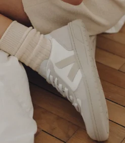 V-10 B-MESH WHITE NATURAL PIERRE<VEJA Shop