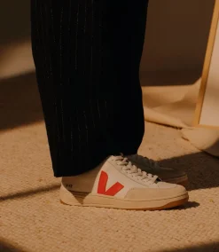 V-12 B-MESH WHITE PEKIN<VEJA Outlet