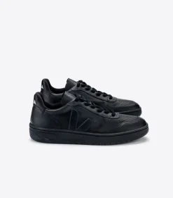 V-10 CWL BLACK BLACK SOLE<VEJA Fashion