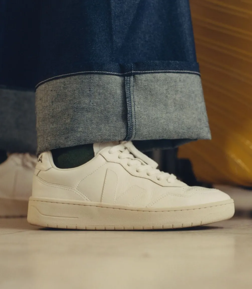 V-90 LEATHER WHITE<VEJA Sale
