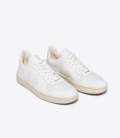 V-10 LEATHER WHITE<VEJA Clearance