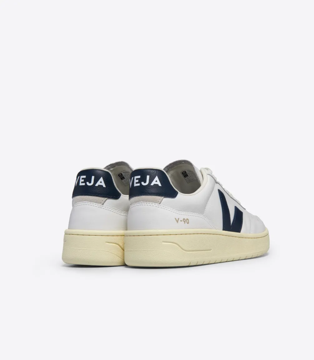 V-90 LEATHER WHITE NAUTICO<VEJA Hot