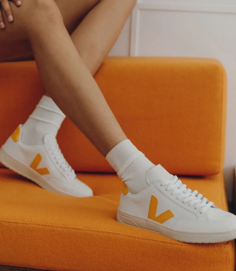 V-12 LEATHER WHITE OURO<VEJA Flash Sale