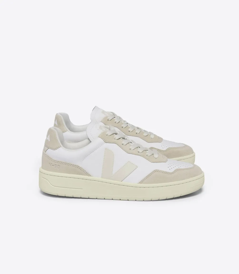 V-90 LEATHER WHITE PIERRE ALMOND<VEJA New