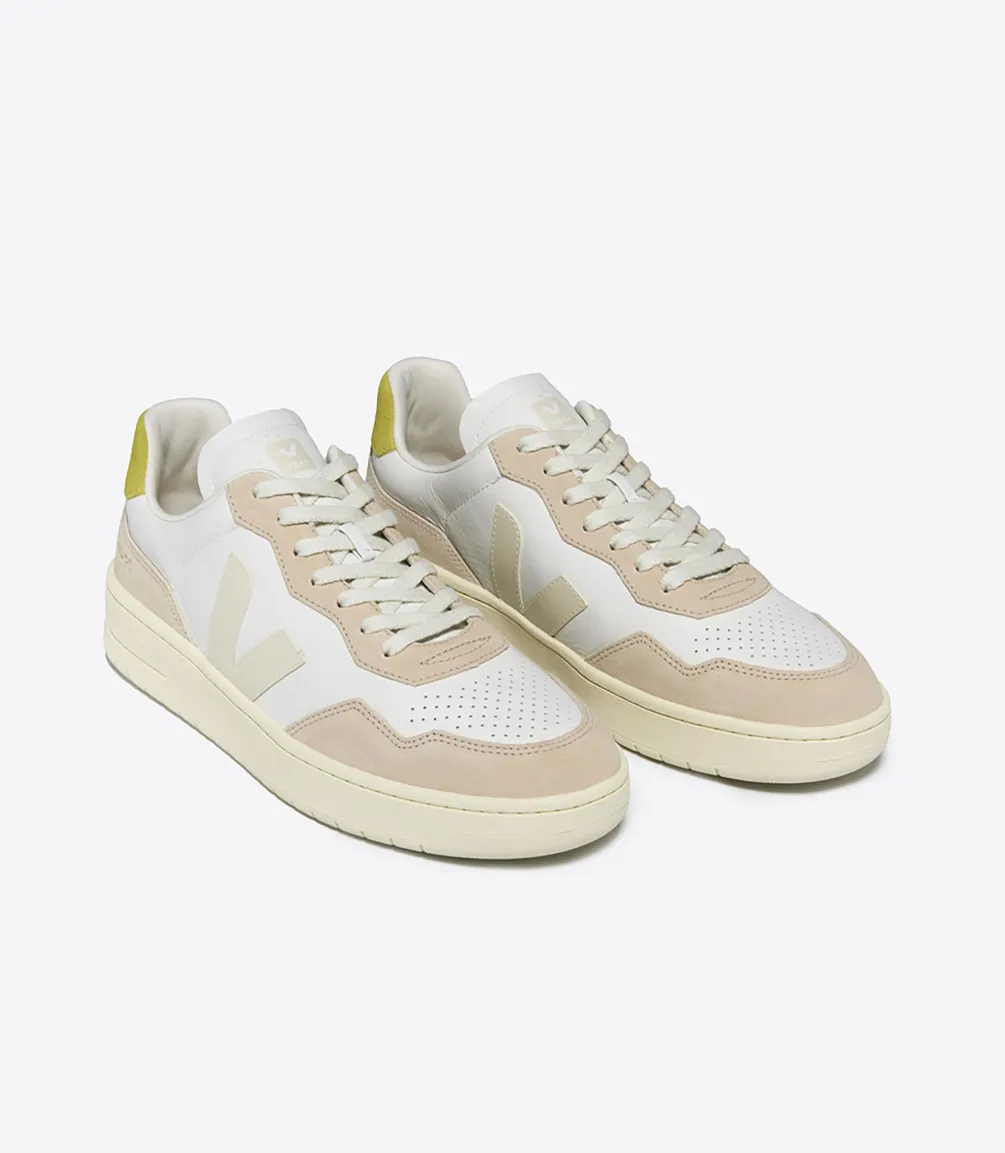 V-90 LEATHER WHITE PIERRE LIQUOR<VEJA Discount
