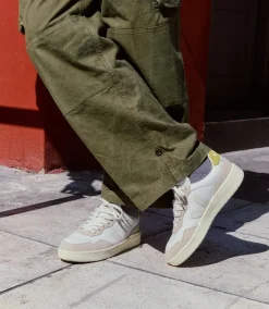 V-90 LEATHER WHITE PIERRE LIQUOR<VEJA Discount