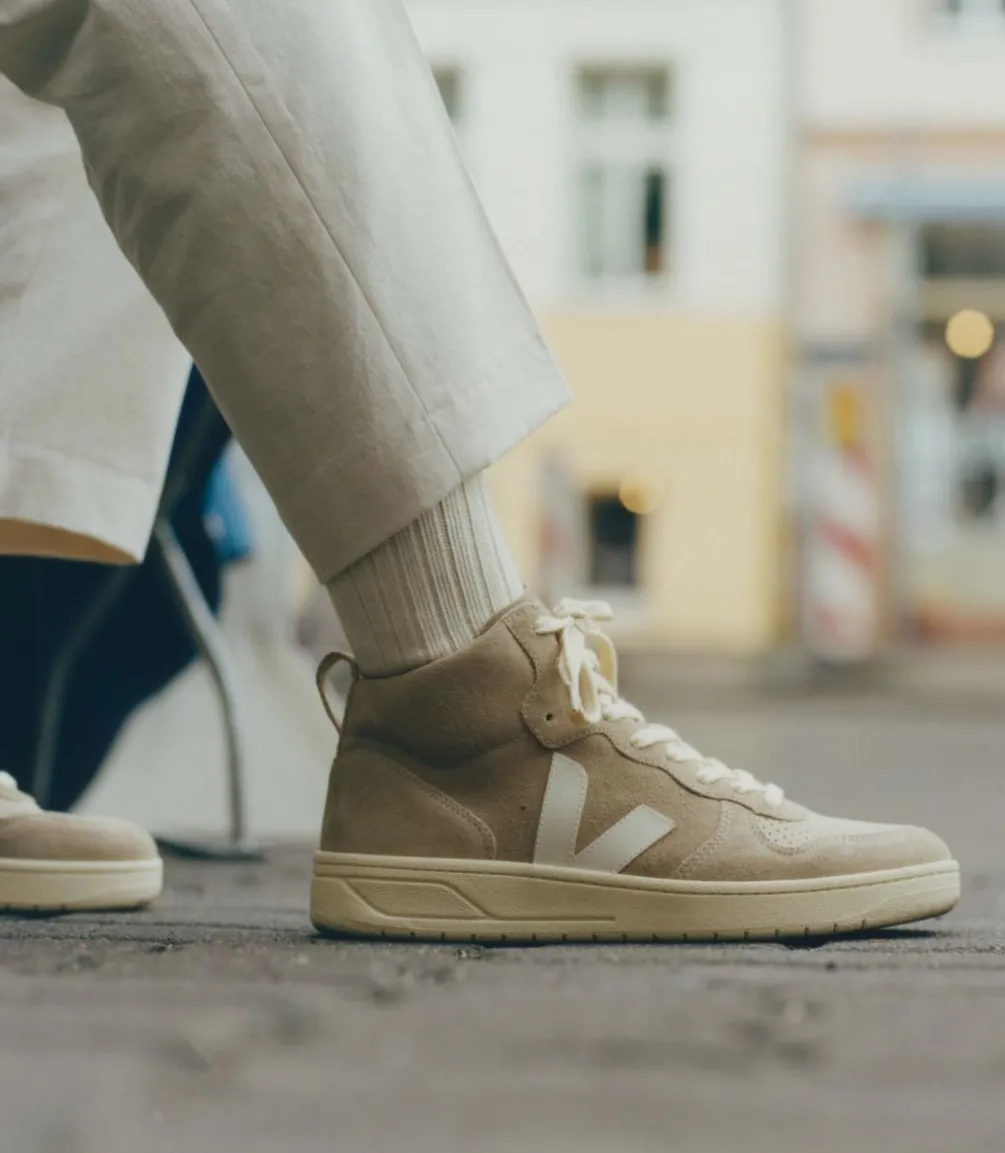 V-15 SUEDE DUNE PIERRE<VEJA Shop