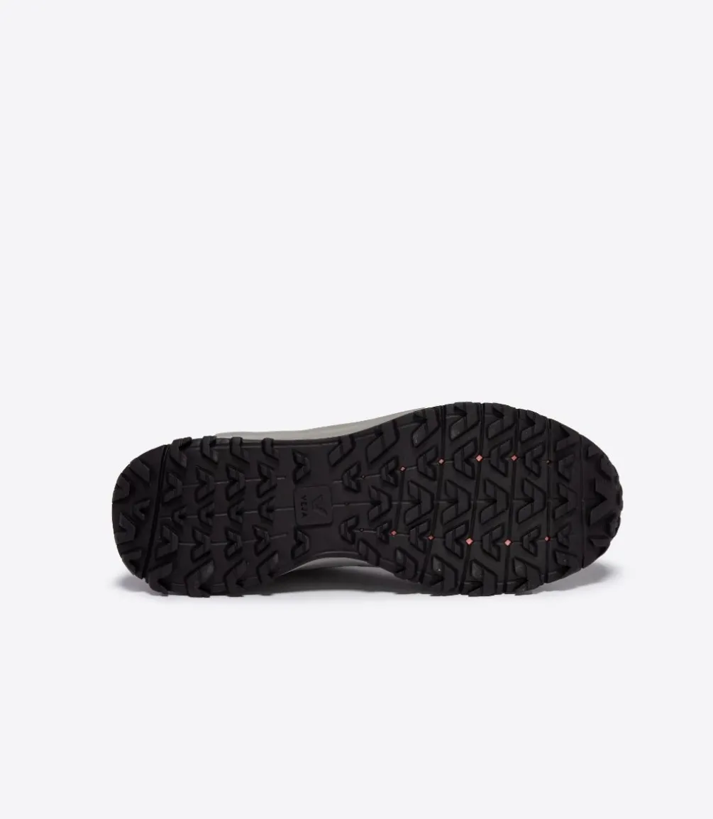 X ÉTUDES SHARK<VEJA Shop