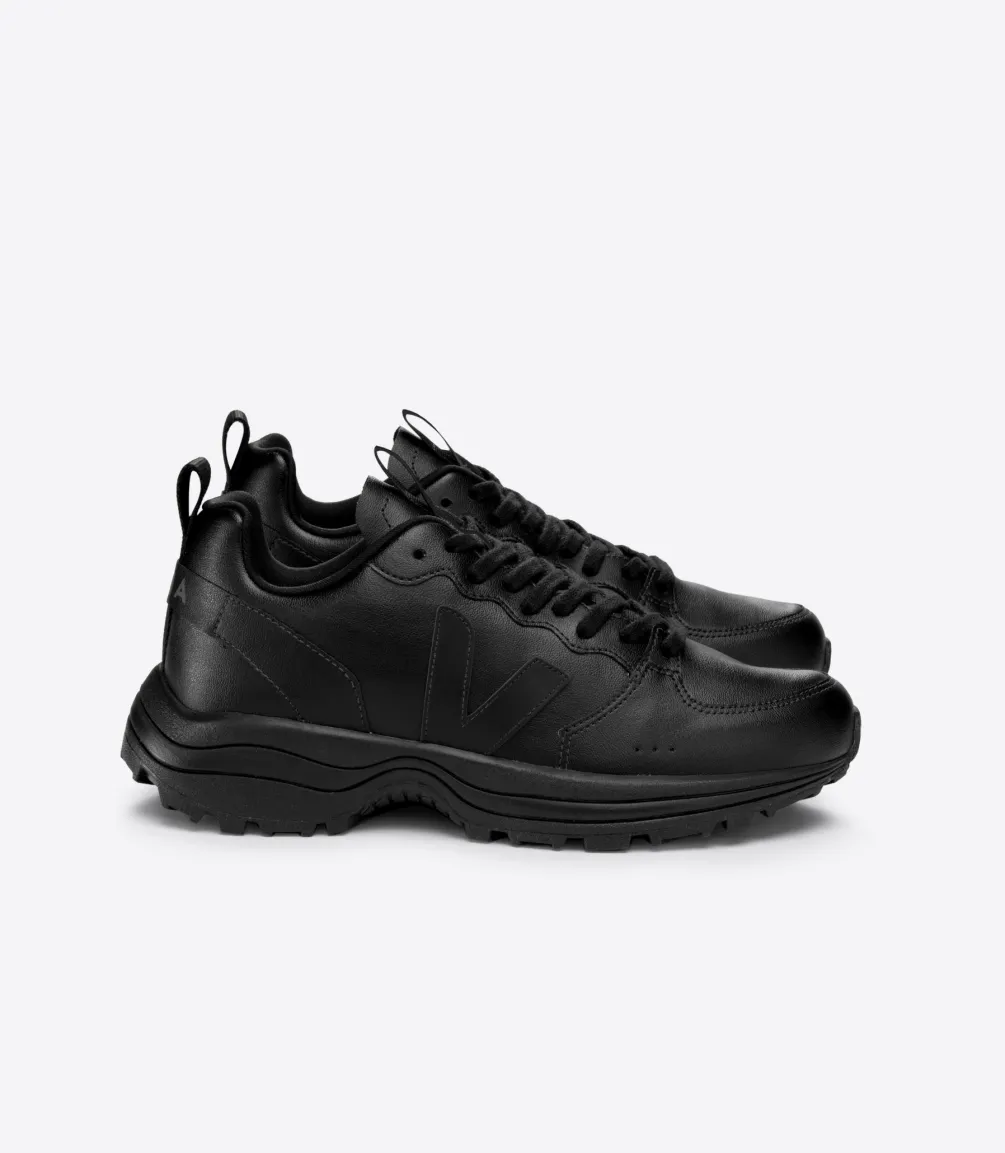 VENTURI CWL FULL BLACK<VEJA Hot