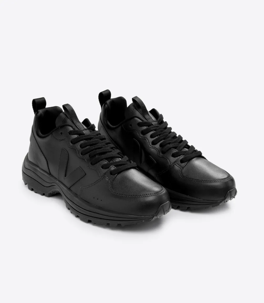 VENTURI CWL FULL BLACK<VEJA Hot