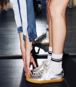 VOLLEY LEATHER X NK STORE SILVER WHITE<VEJA Outlet